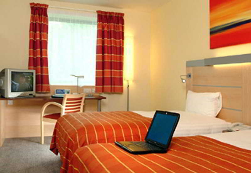 Holiday Inn Express Doncaster Habitación foto