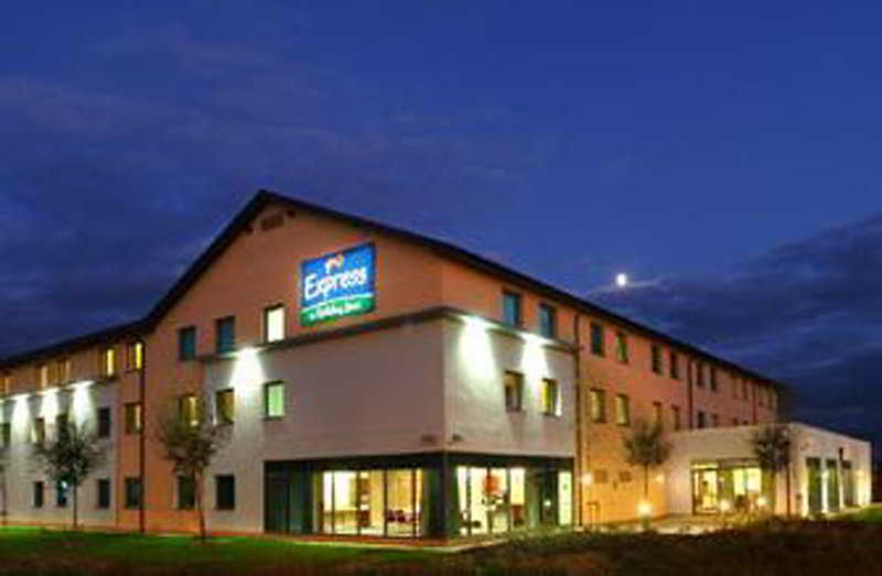 Holiday Inn Express Doncaster Exterior foto