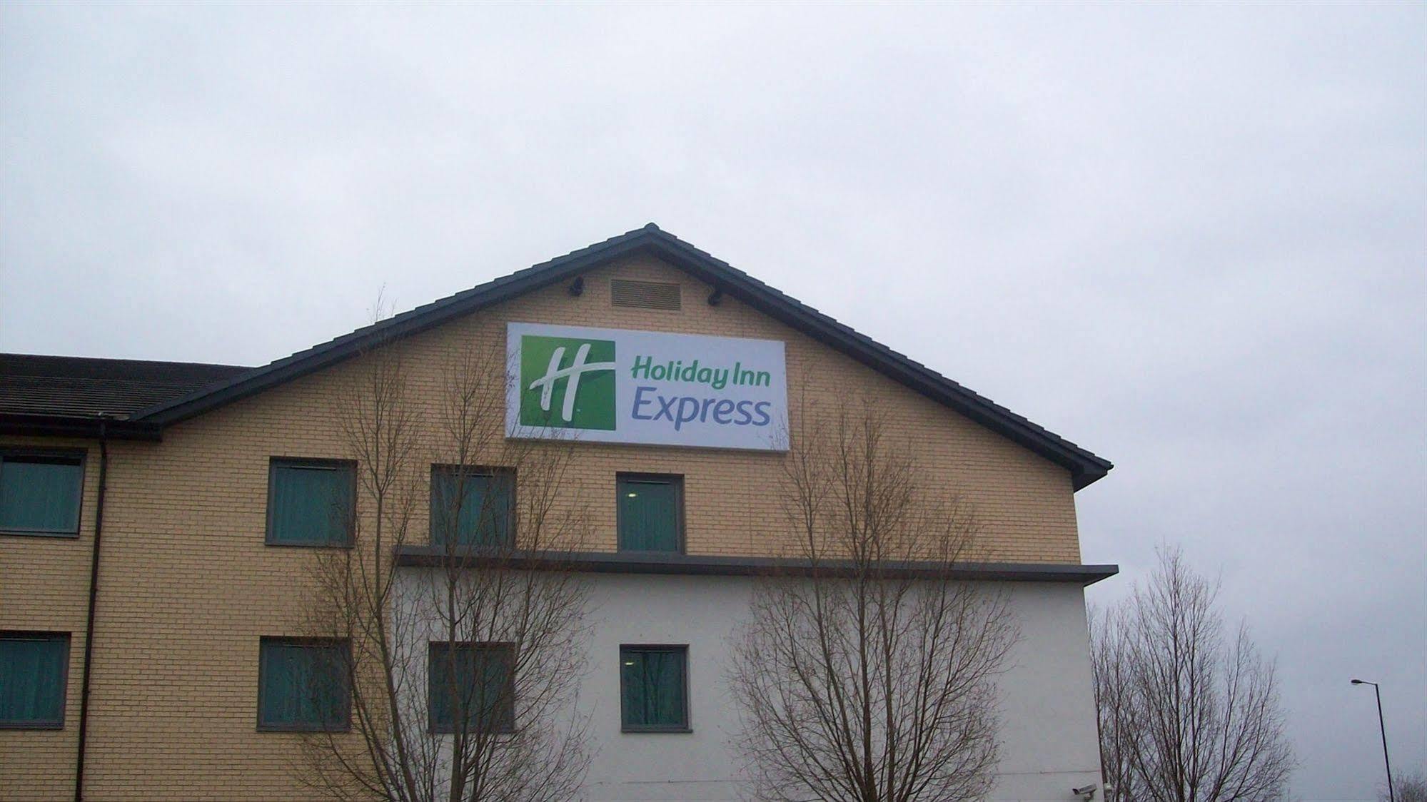 Holiday Inn Express Doncaster Exterior foto